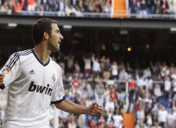 足彩网_博斯克深情追忆，若无伊涅斯塔那一剑封喉，西班牙足球传奇或将改写