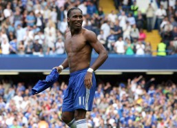 体育彩票_亚足联就伊拉克球员吃草染黄争议作出回应，过度庆祝构成违规主因