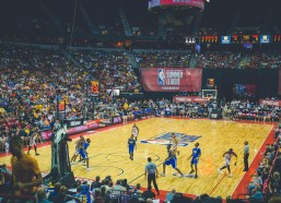 中国体彩网|一夜之间风云变！杨瀚森迎成长利好，冠军后卫或重返休城，科尔彻底摊牌重塑计划