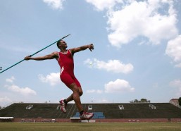 足彩网|德天空独家披露，多特蒙德转会目光锁定昆滕-廷贝尔，布兰特悄然开启西班牙语课程引未来猜想
