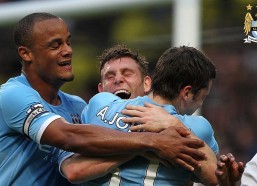 体育彩票|国足首发阵容泰山五虎担纲 金敬道临危救主点射挽狂澜