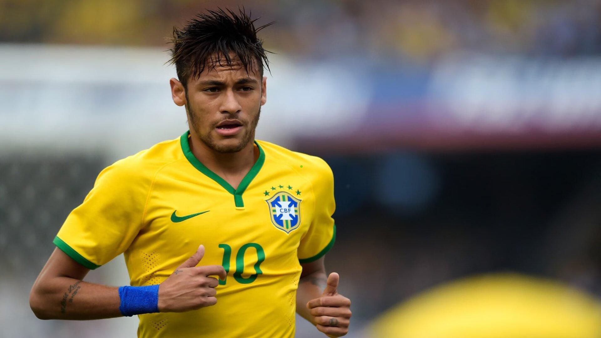 亚马尔创纪录之夜闪耀，铁卫双响定乾坤，巴萨力克法兰克福完成复仇