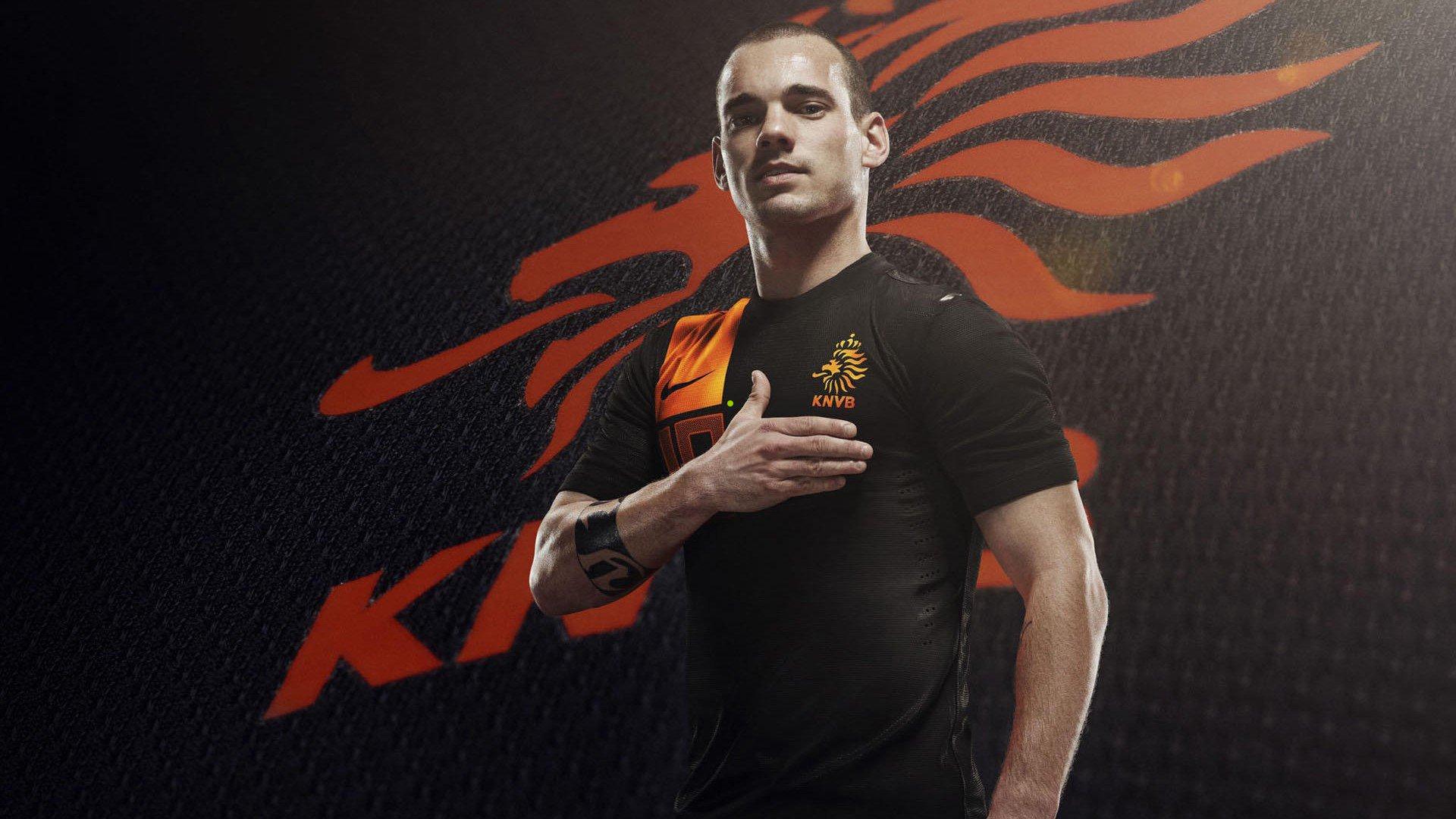 国足首发阵容泰山五虎担纲 金敬道临危救主点射挽狂澜