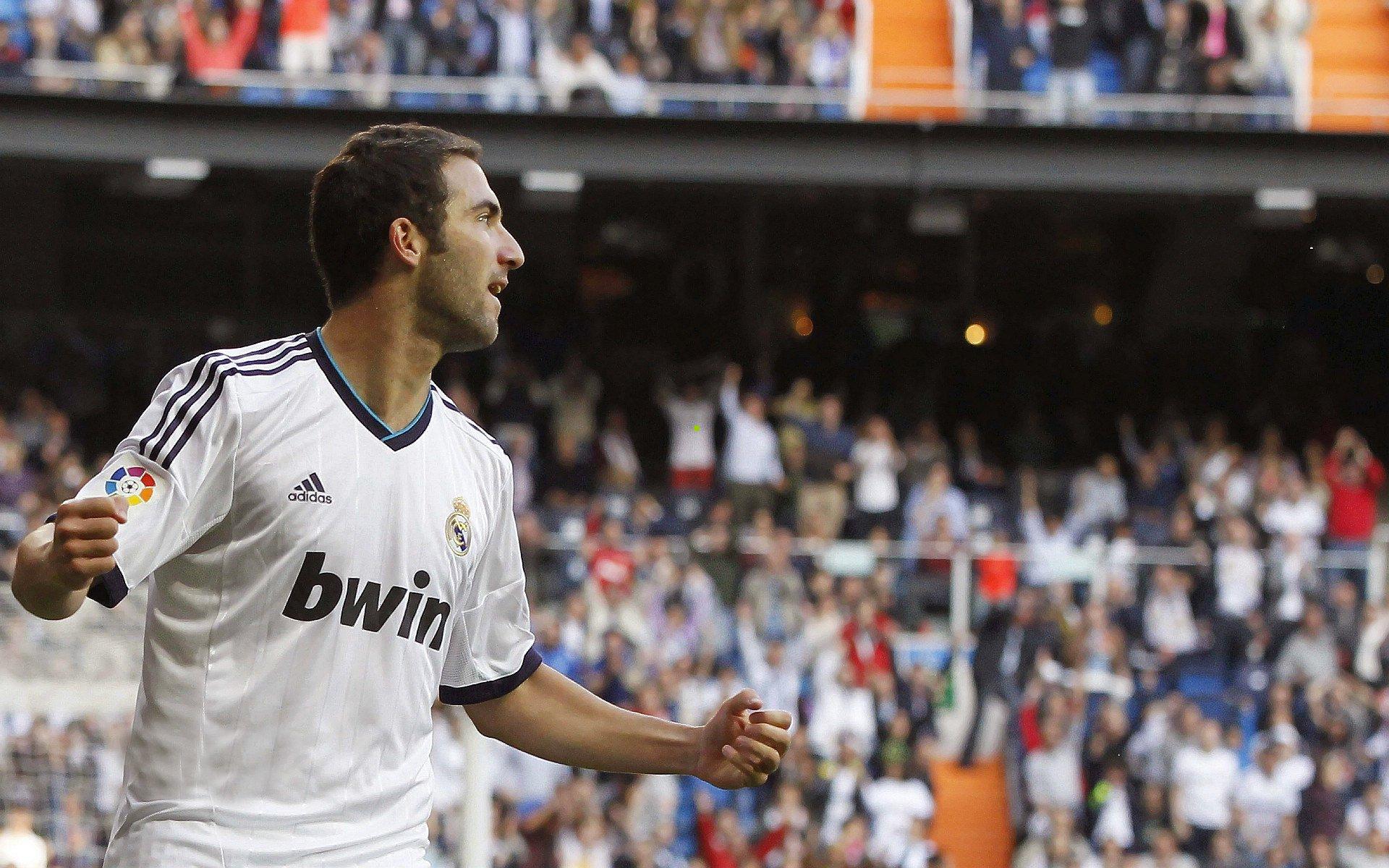 莱比锡主场一球险胜沃尔夫斯堡，巴卡约科关键破门，鲍姆加特纳点球遗憾偏出